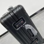rimowa-original-suitcase-black-gallery-4