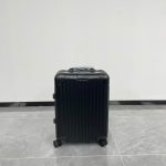 rimowa-original-suitcase-black-gallery-8