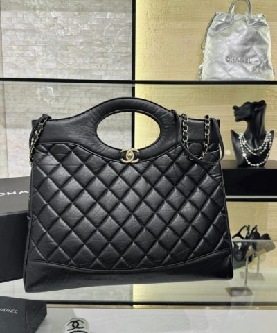 CHANEL 31Bag Large Black