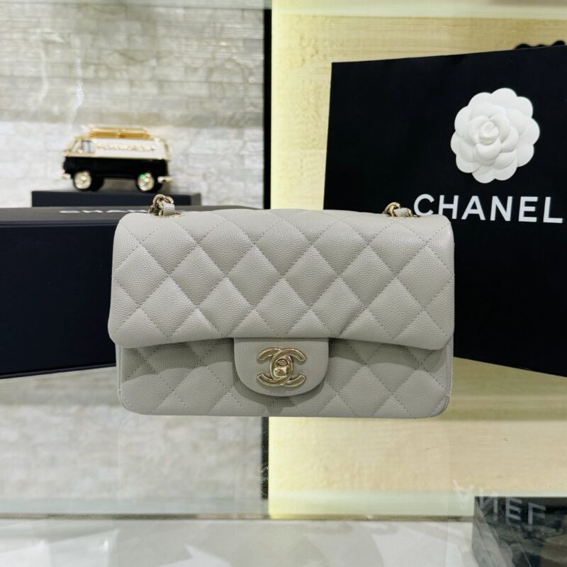 CHANEL Classic Flap 20cm Gray - fake chanel bag front view