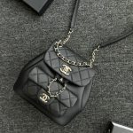 wsxcWeb_6e471929_o_1hrl39e2b1cq931v1c3o1oa81vdj4.jpeg CHANEL 23C Backpack Small Black - chanel backpack dupe front view