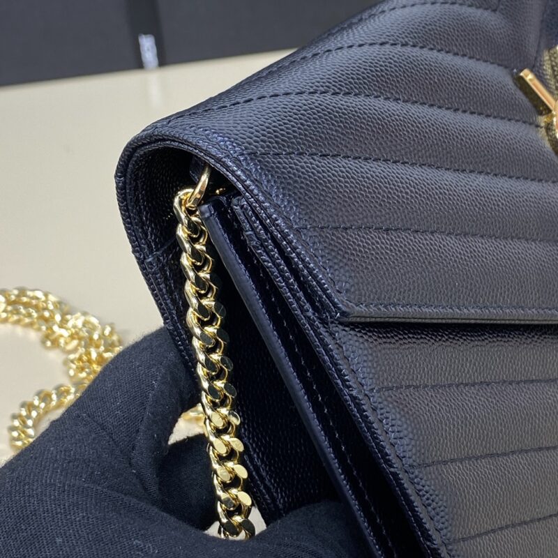 ysl-envelope-clutch-gallery-3