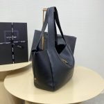 ysl-le-5-a-7-bea-gallery-4