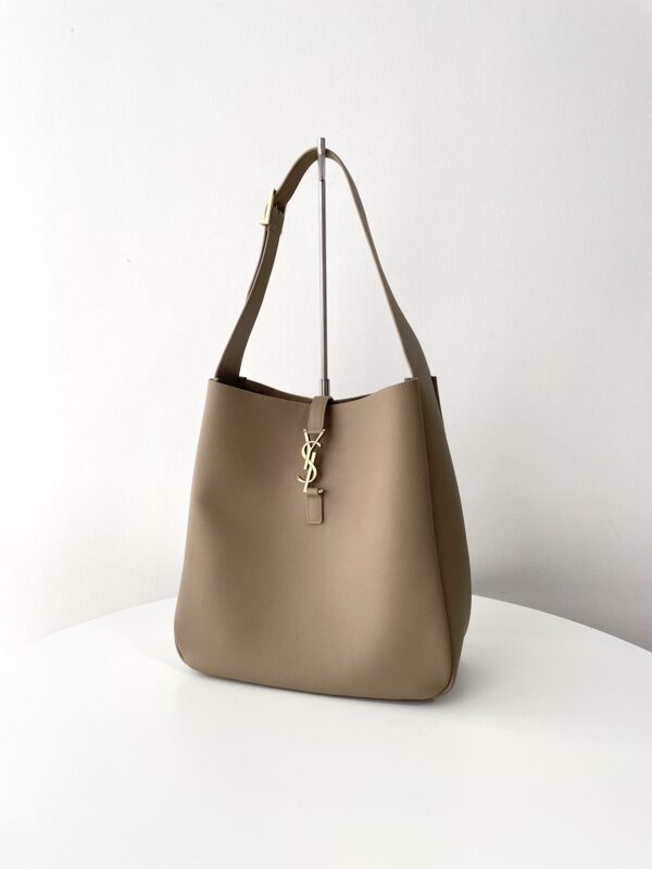 ysl-le-5-a-7-beige-gallery-8