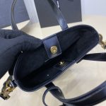 ysl-tote-small-black-gallery-3