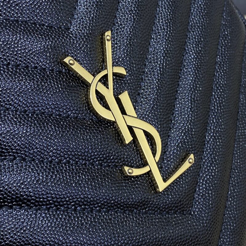 ysl-vinyle-black-gallery-3