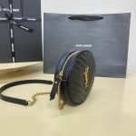 ysl-vinyle-black-gallery-8