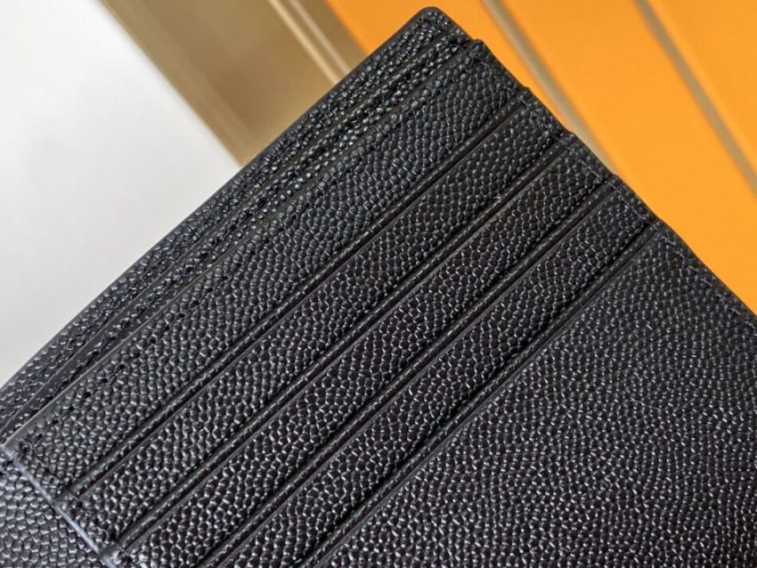 yves-saint-laurent-bifold-man-wallet-gallery-5