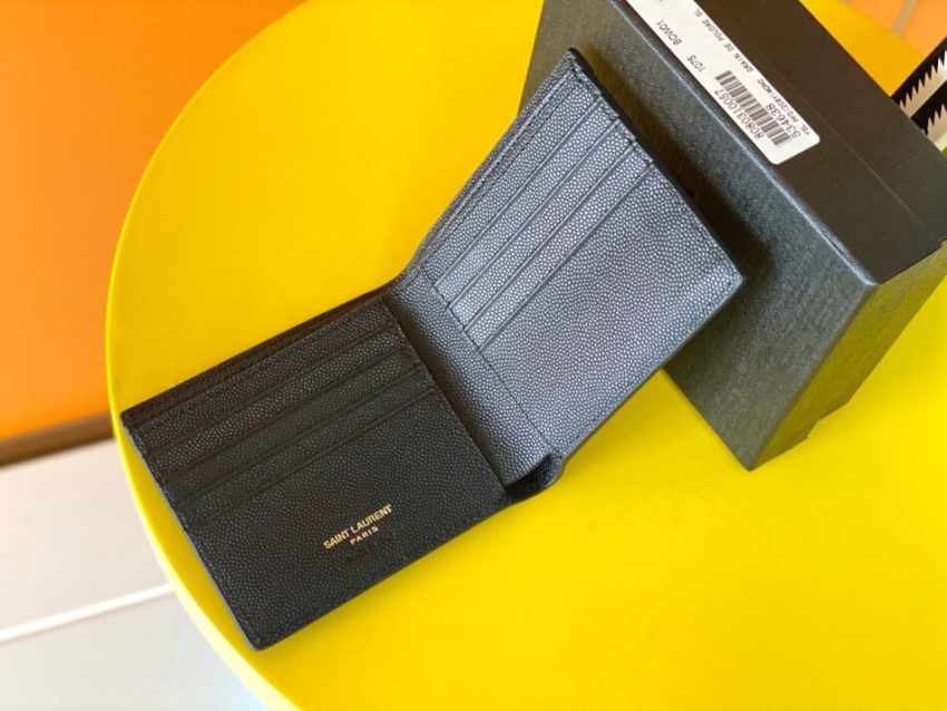 yves-saint-laurent-bifold-man-wallet-gallery-6
