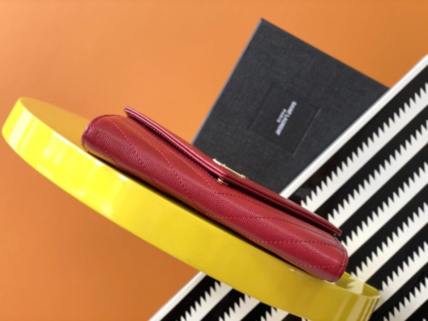 yves-saint-laurent-large-flap-wallet-gallery-4