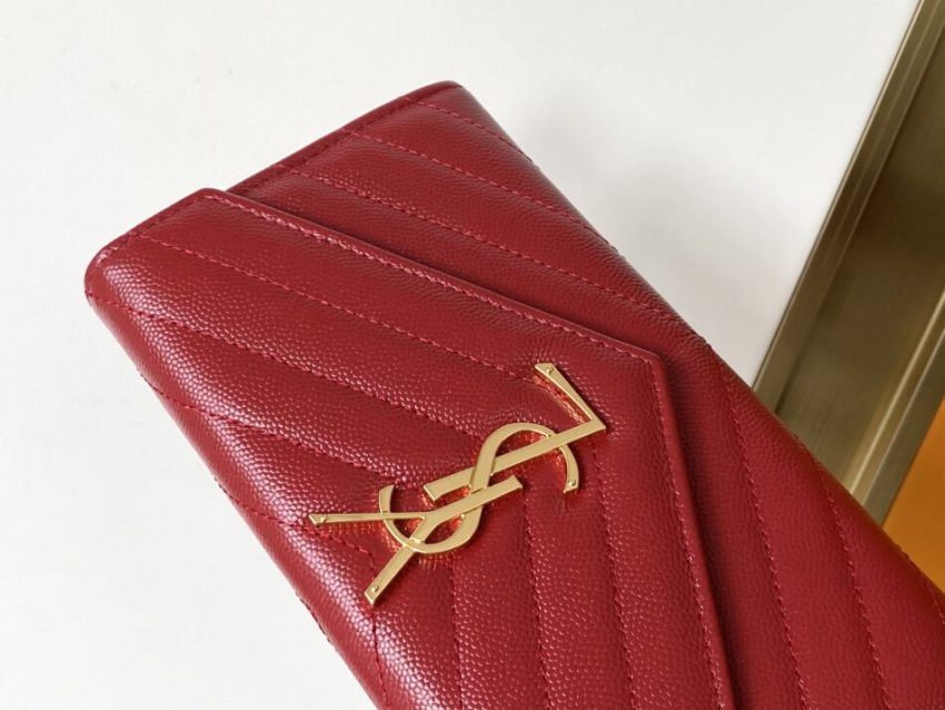 yves-saint-laurent-large-flap-wallet-gallery-5