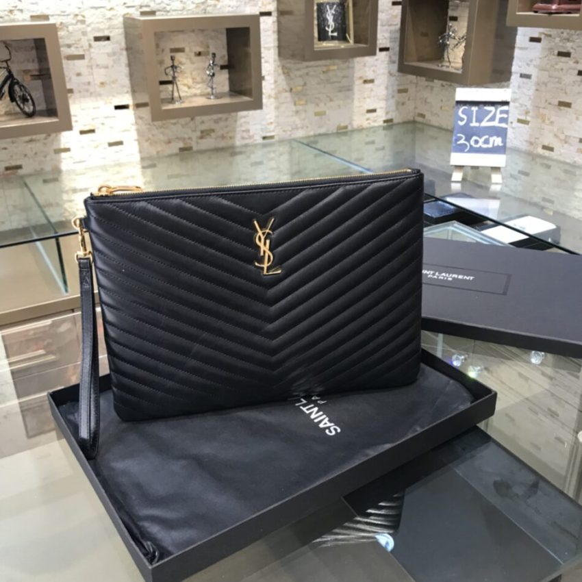 yves-saint-laurent-pouch-black-gallery-4