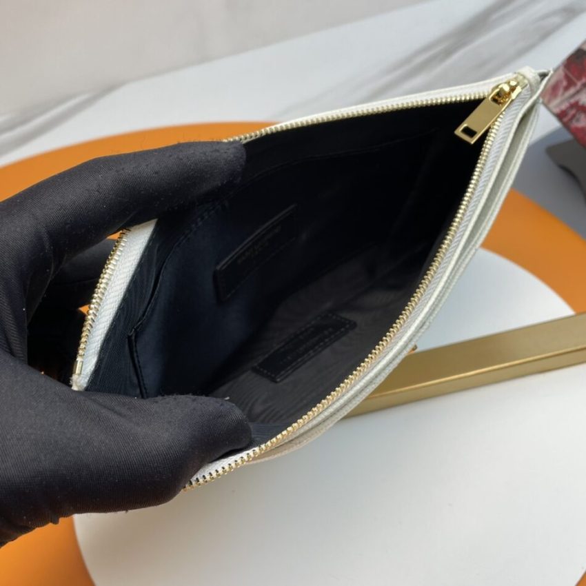 yves-saint-laurent-pouch-gallery-7