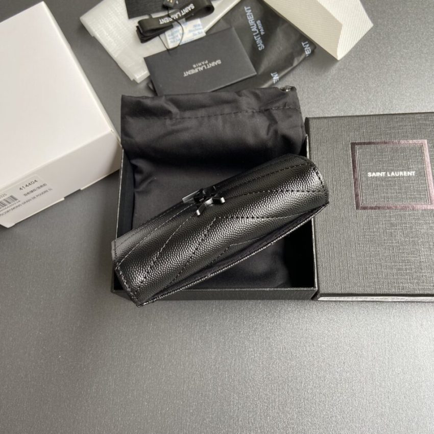 yves-saint-laurent-two-fold-wallet-gallery-4