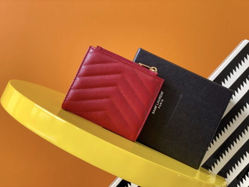 yves-saint-laurent-zipper-wallet-gallery-2