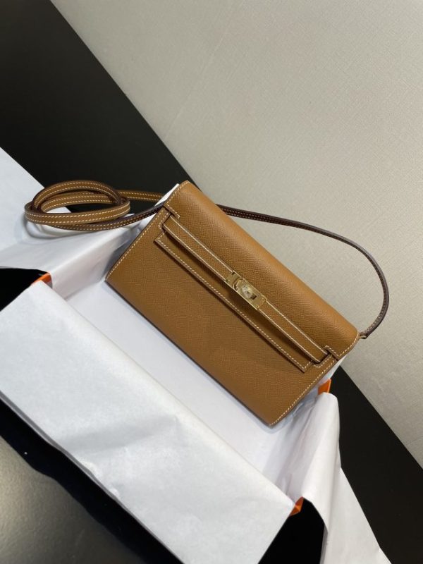 Hermes Kelly Brown Replica - Leather Front View