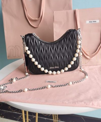 Replica Miu Miu Matelassé Pearl Black