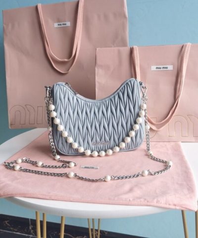 Réplique Miu Miu Matelassé Bleu Perle