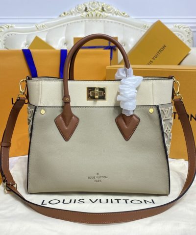 Αντίγραφο Louis Vuitton στο πλάι μου μπεζ