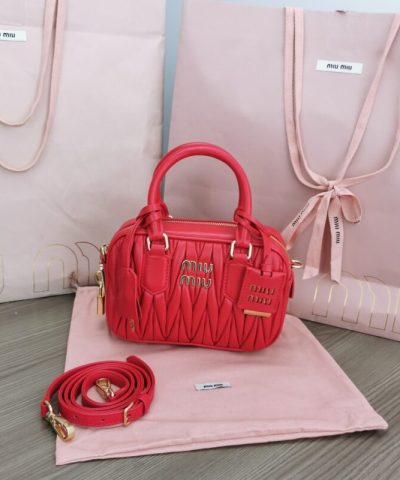 Replika Miu Miu Arcadie Küçük Kırmızı