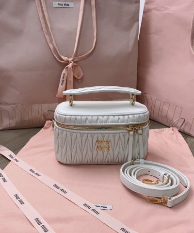 Réplica da bolsa de cosméticos Miu Miu branca