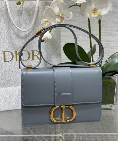Replik Dior 30 Montaigne Blau