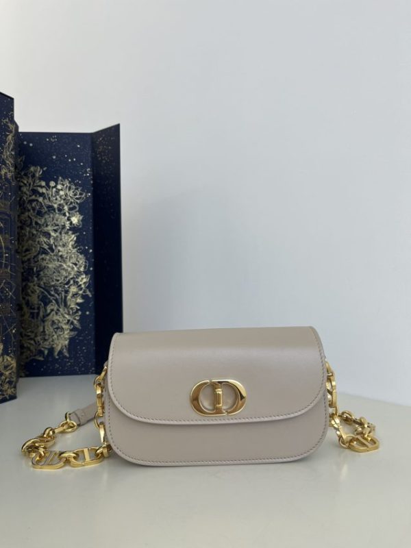 Replica Dior 30 Montaigne Avenue Bag Beige