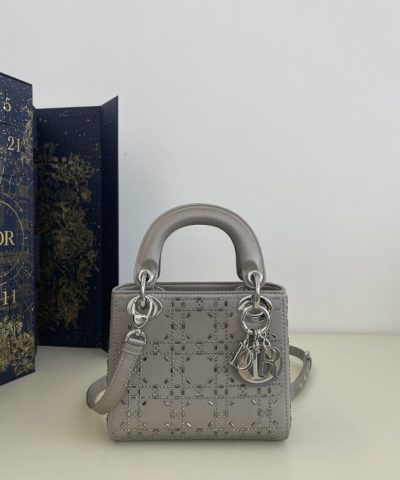 Replika Lady Dior Mini Satin Grey