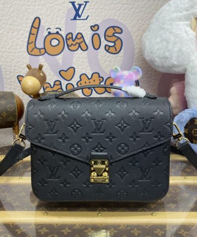 Replica Louis Vuitton Pochette Metis Black