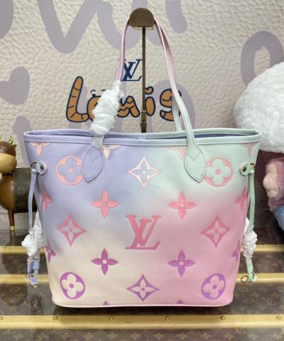 Replika Louis Vuitton Neverfull MM fialová