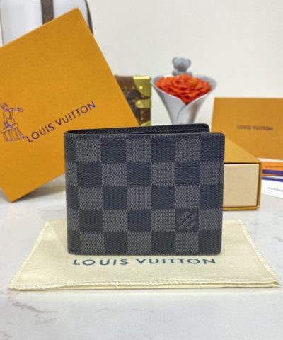 Λεπτό πορτοφόλι Louis Vuitton σε μαύρο πλέγμα