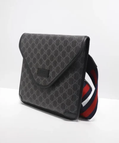 Gucci Neo Vintage Orta Boy Postacı Çantasının Replikası