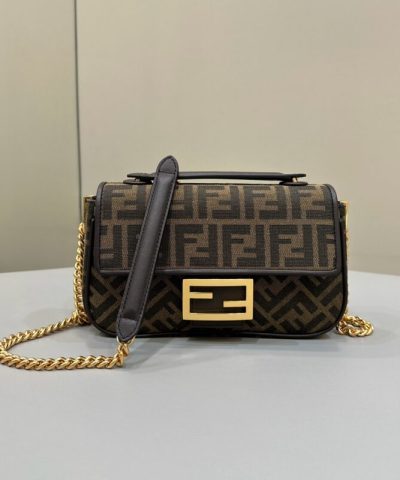 Réplica Fendi Baguette con cadena deslizante FF marrón