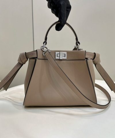 Replika Fendi Peekaboo Lille Beige