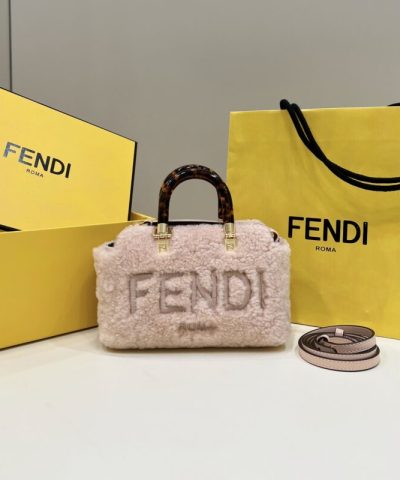 Replik Fendi By The Way Boston Rosa Wolle