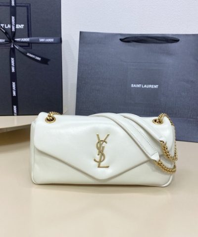 نسخة طبق الأصل من YSL Calypso White