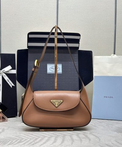 Replica Prada Kleine Schoudertas Karamel