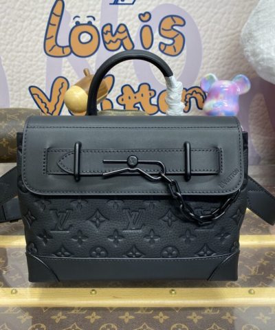 Replika parníku Louis Vuitton v plné černé barvě