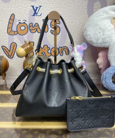 Replika Louis Vuitton LV Bundle Black
