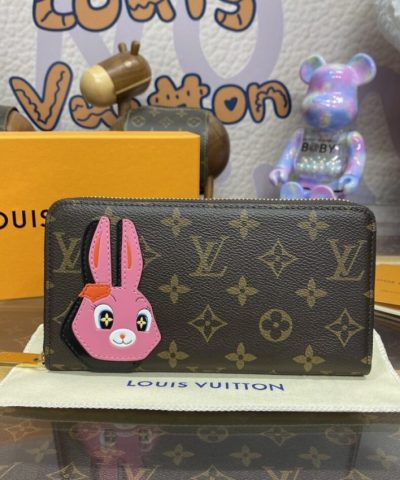 Louis Vuitton Zippy Wallet  Rabbit