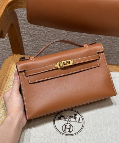 Replica Hermès Kelly Pochette Swift Marrone