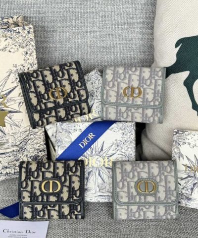 Réplica da carteira Dior 30 Montaigne