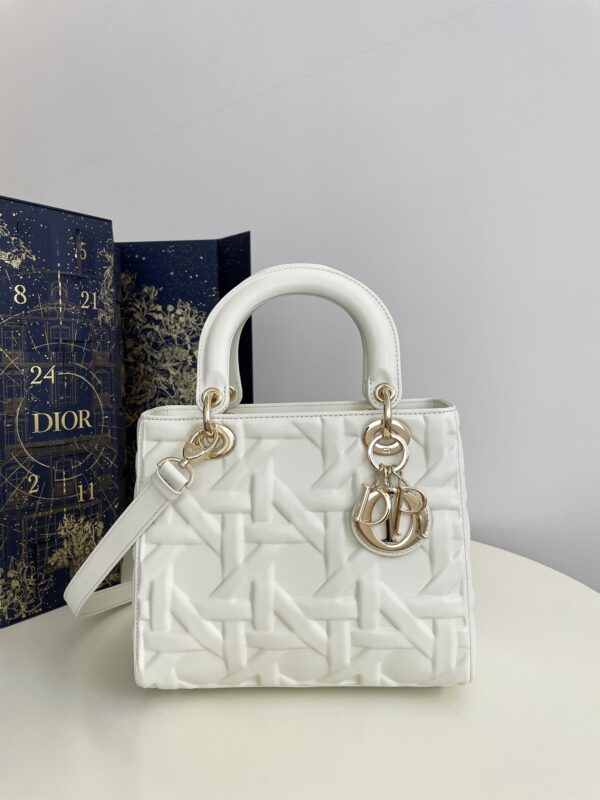 Replik Lady Dior Medium Weiß