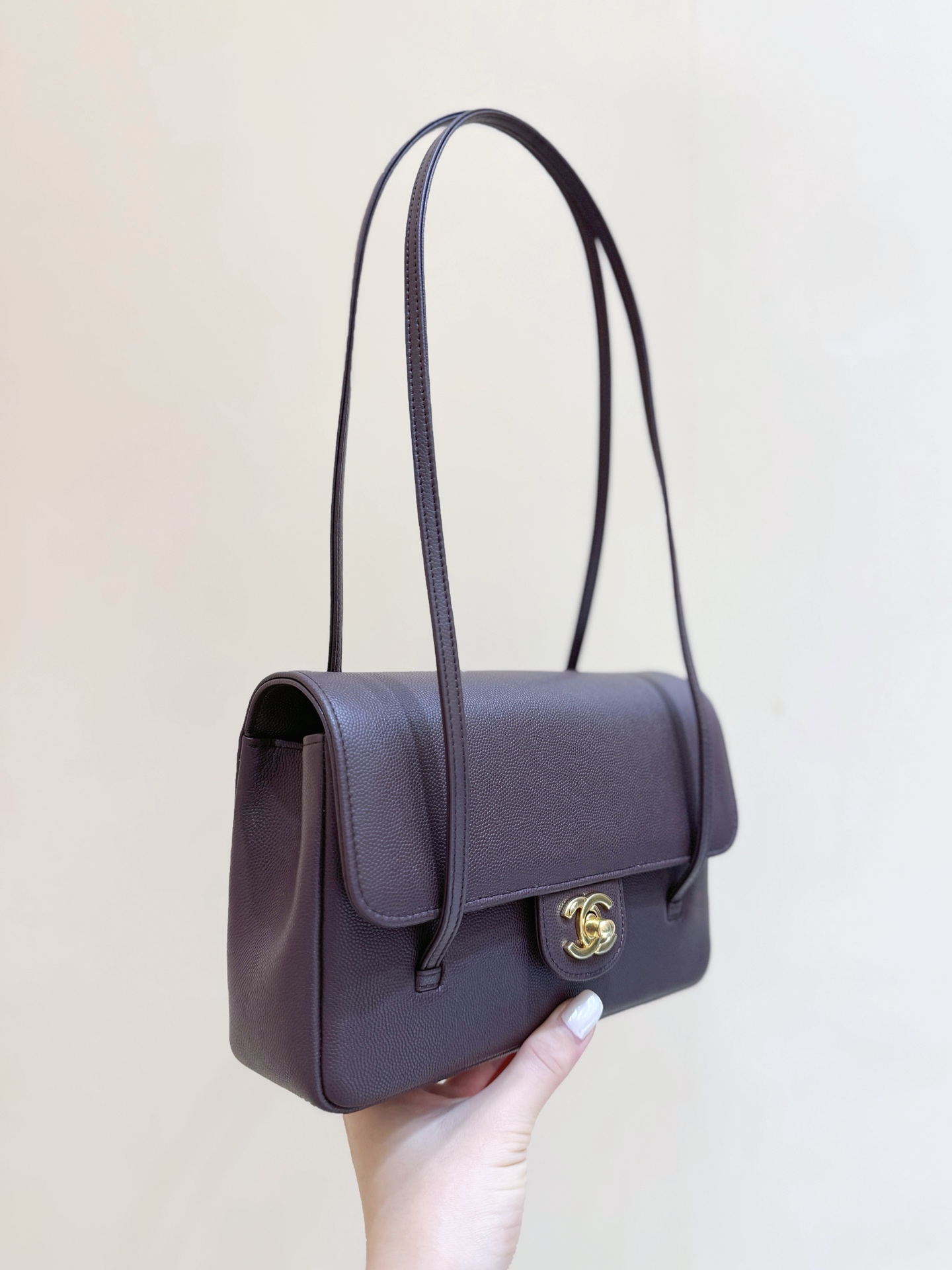141410_dark-brown_5 Chanel Preppy Coco 26 Bag Dark Brown - chanel preppy coco dupe detail 4