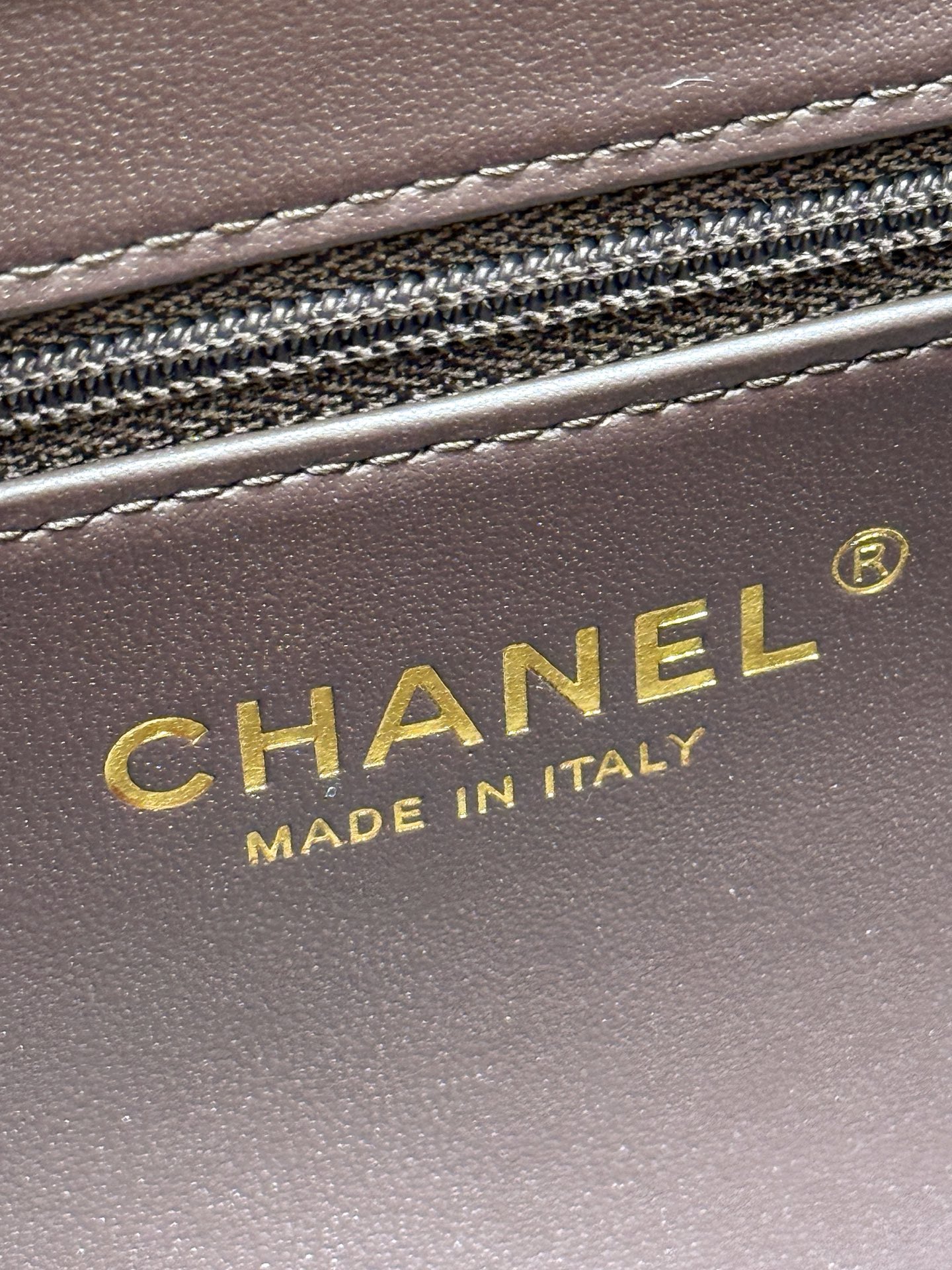 141410_dark-brown_8 Chanel Preppy Coco 26 Bag Dark Brown - chanel preppy coco dupe detail 7