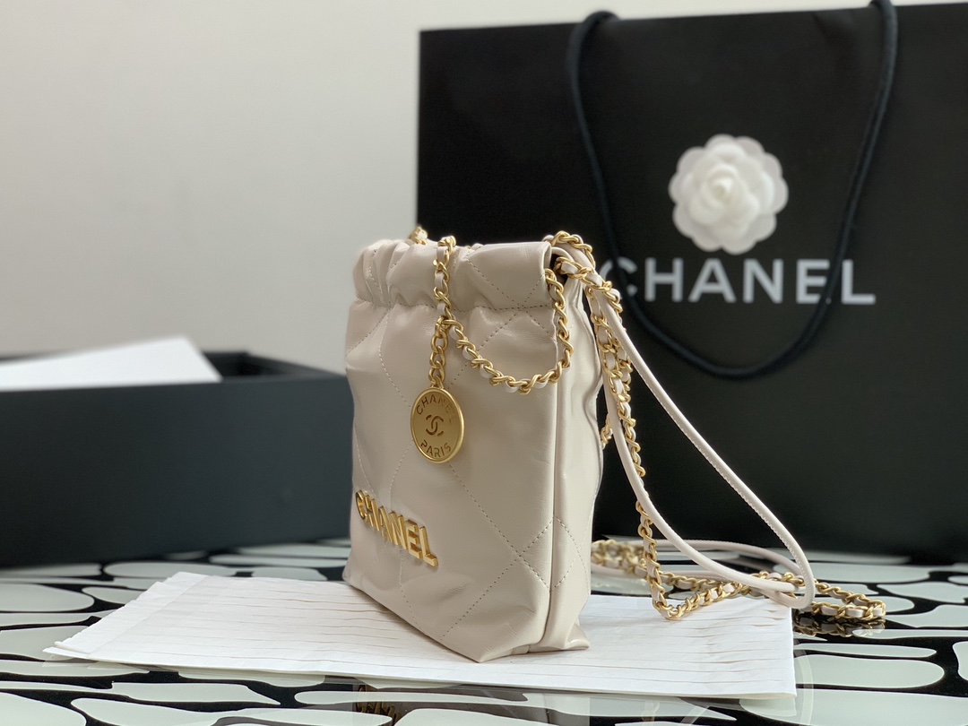 141537_beige_3 Chanel 22 Mini Bag Beige - chanel 22 mini beige dupe detail 2