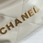 141537_beige_6 Chanel 22 Mini Bag Beige - chanel 22 mini beige dupe detail 5