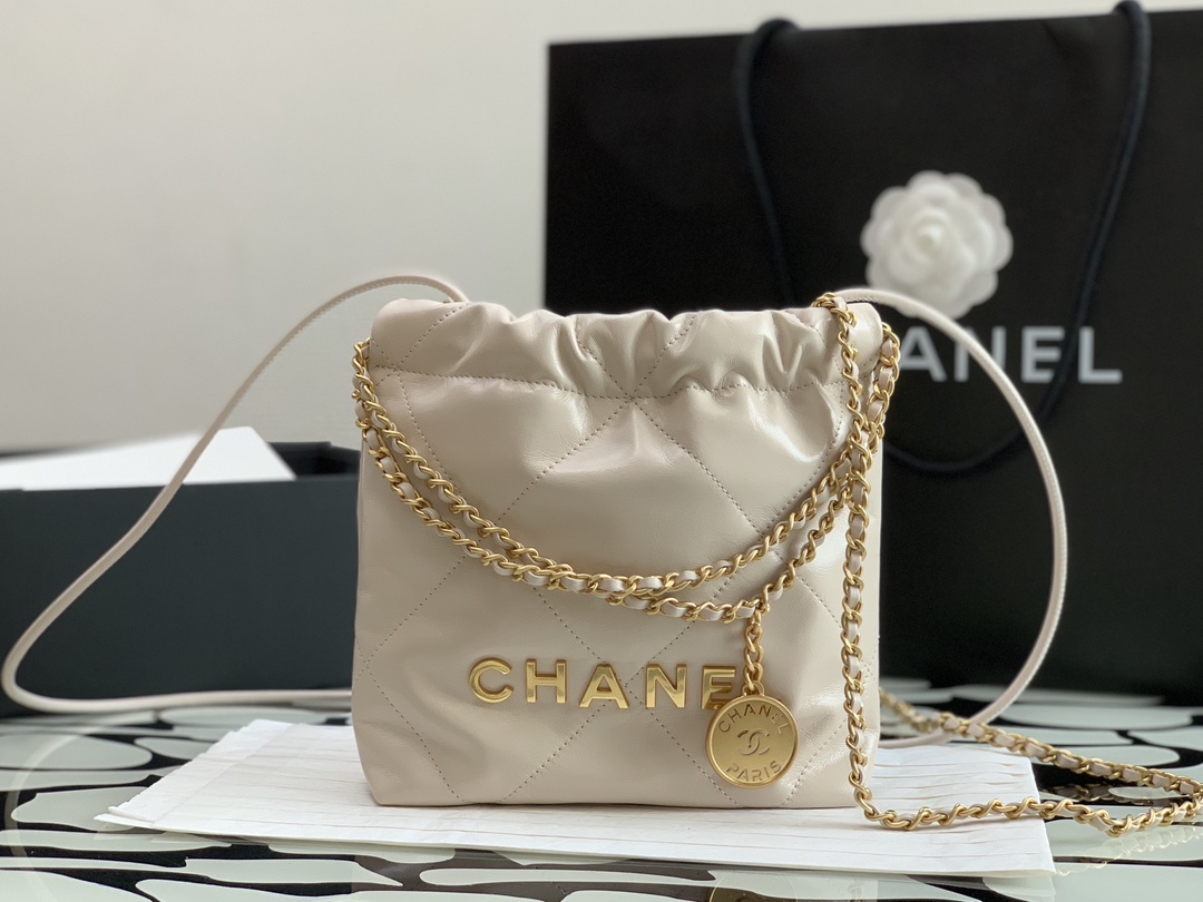 141537_beige_8 Chanel 22 Mini Bag Beige - chanel 22 mini beige dupe detail 7