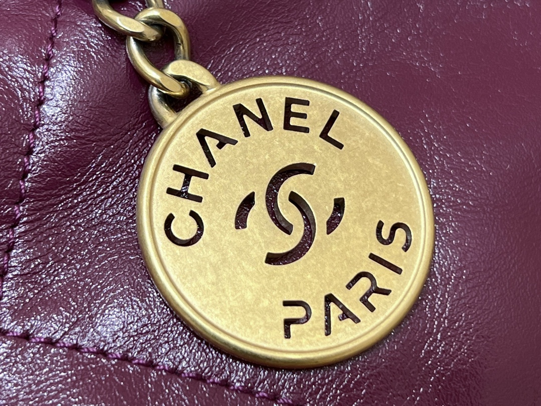 Chanel 22 Mini Bag Burgundy - chanel 22 mini burgundy replica detail 2