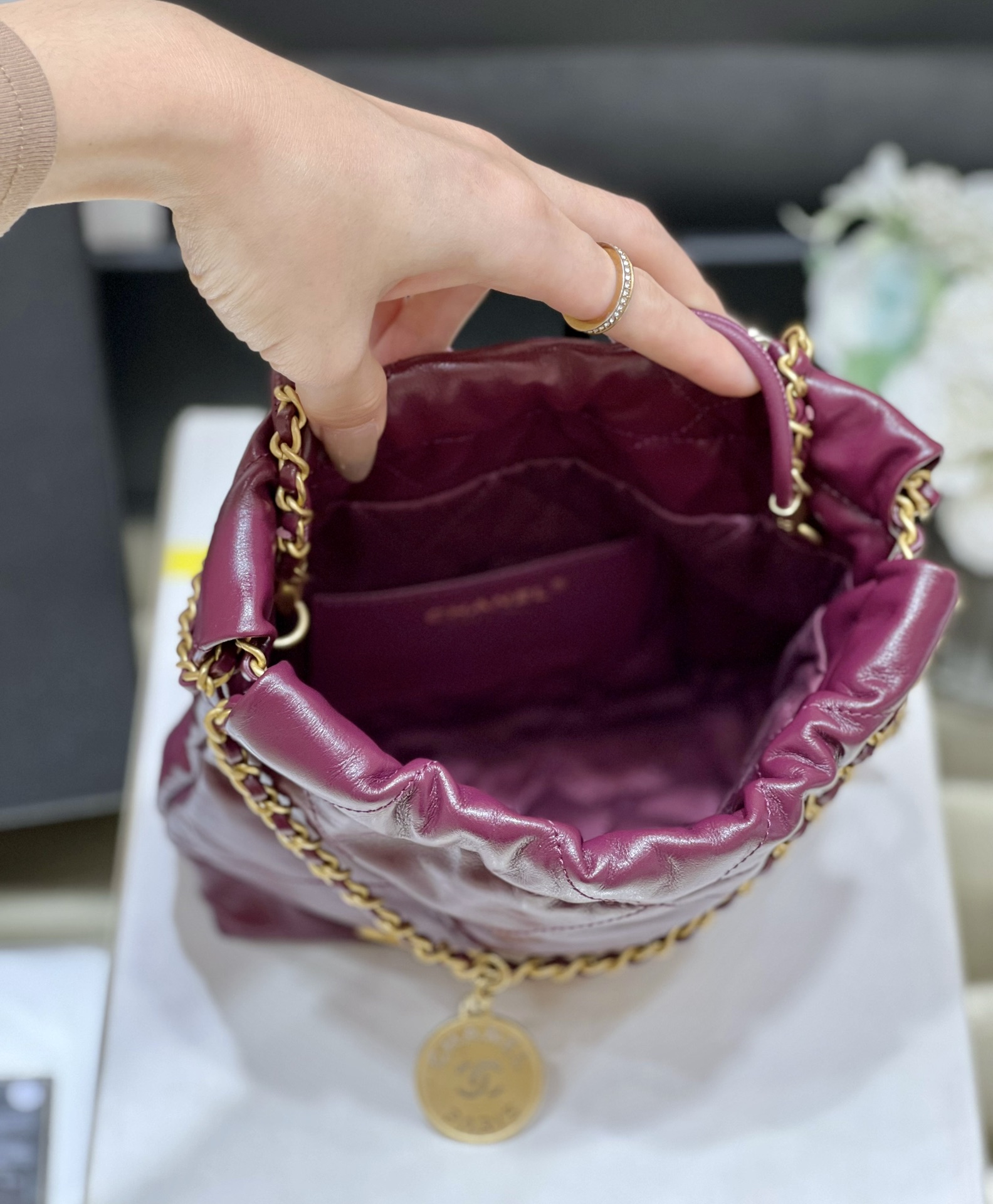 Chanel 22 Mini Bag Burgundy - chanel 22 mini burgundy replica detail 5